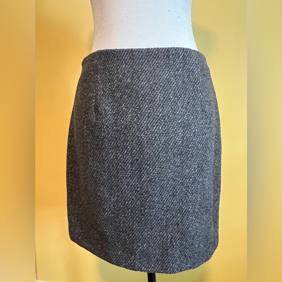 NWOT- Banana Republic skirt size 6 - Picture 6 of 7